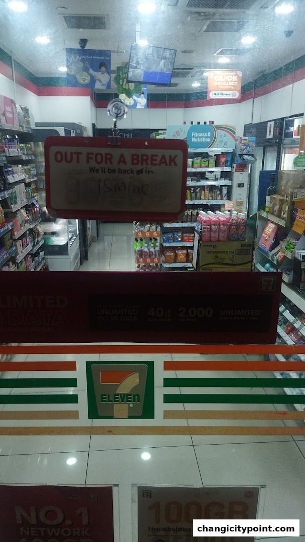 7-Eleven store with a sign indicating they are out for a break.