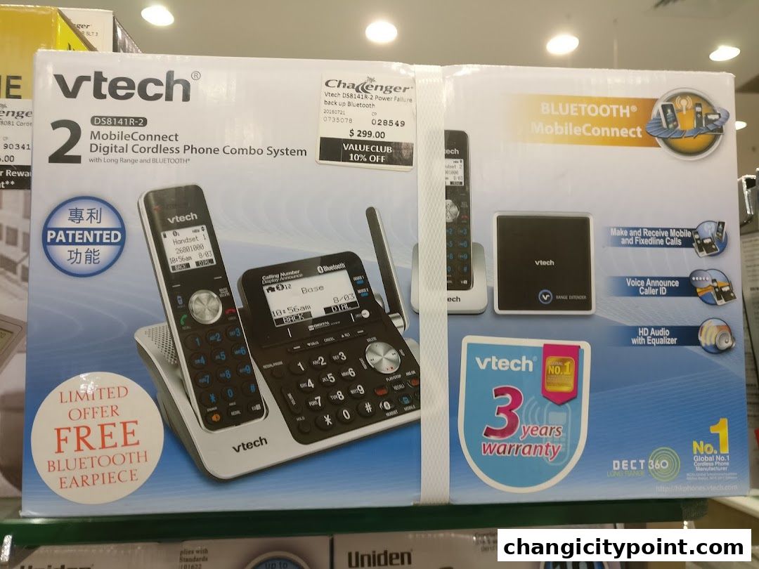Box packaging for a Vtech DS8141R-2 MobileConnect Digital Cordless Phone Combo System.