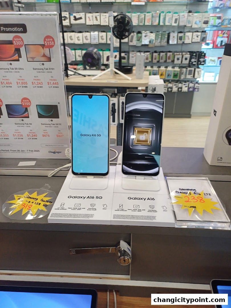 Display of Samsung Galaxy phones and promotions at Challenger.